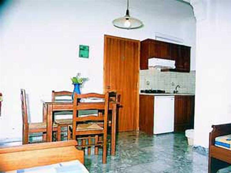 Filoxenia Apartments 2 Palaiochora Exterior photo